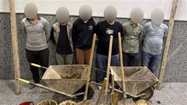 سقوط 6 أشخاص لقيامهم بالتنقيب عن الآثار بالقاهرة سقوط 6 أشخاص لقيامهم بالتنقيب عن الآثار بالقاهرة