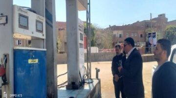 سكرتير عام  الفيوم ورئيس مركز سنورس يقومان بجولات تفقدية لمحطات الوقود