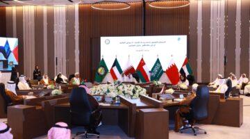 سلطنة عُمان تشارك في اجتماع خليجي لرؤساء هيئات الأسواق المالية بالكويت
