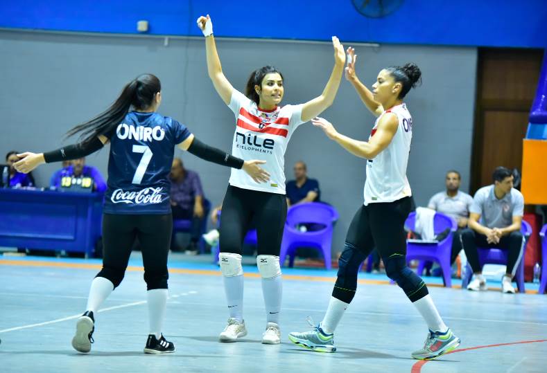 سيدات الزمالك يتأهلن لنهائي بطولة أفريقيا للطائرة بعد الفوز على الأنابيب الكيني سيدات الزمالك يتأهلن لنهائي بطولة أفريقيا للطائرة بعد الفوز على الأنابيب الكيني