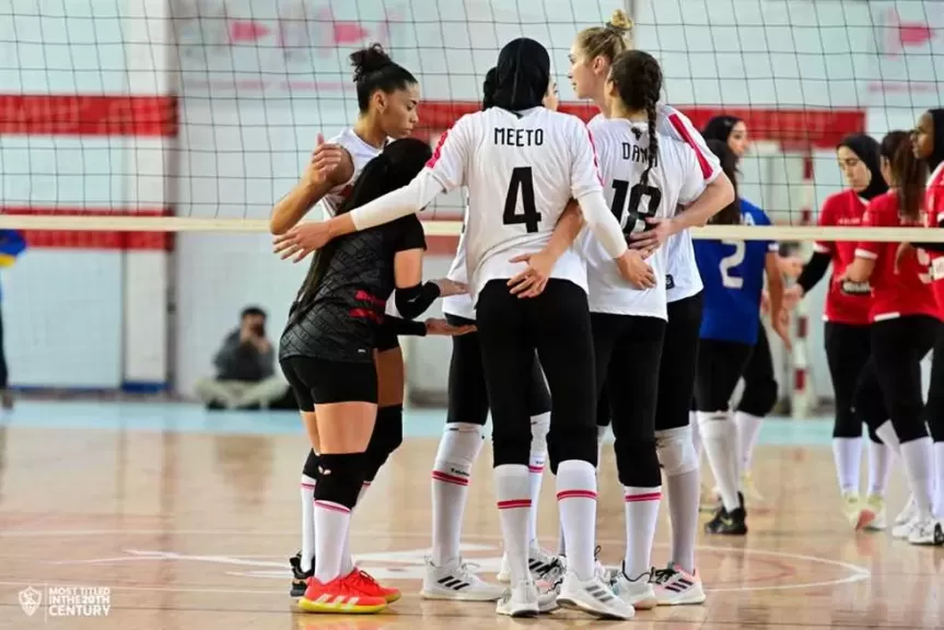 سيدات طائرة الزمالك إلى نصف نهائي بطولة أفريقيا بعد الفوز على البنك الكيني سيدات طائرة الزمالك إلى نصف نهائي بطولة أفريقيا بعد الفوز على البنك الكيني