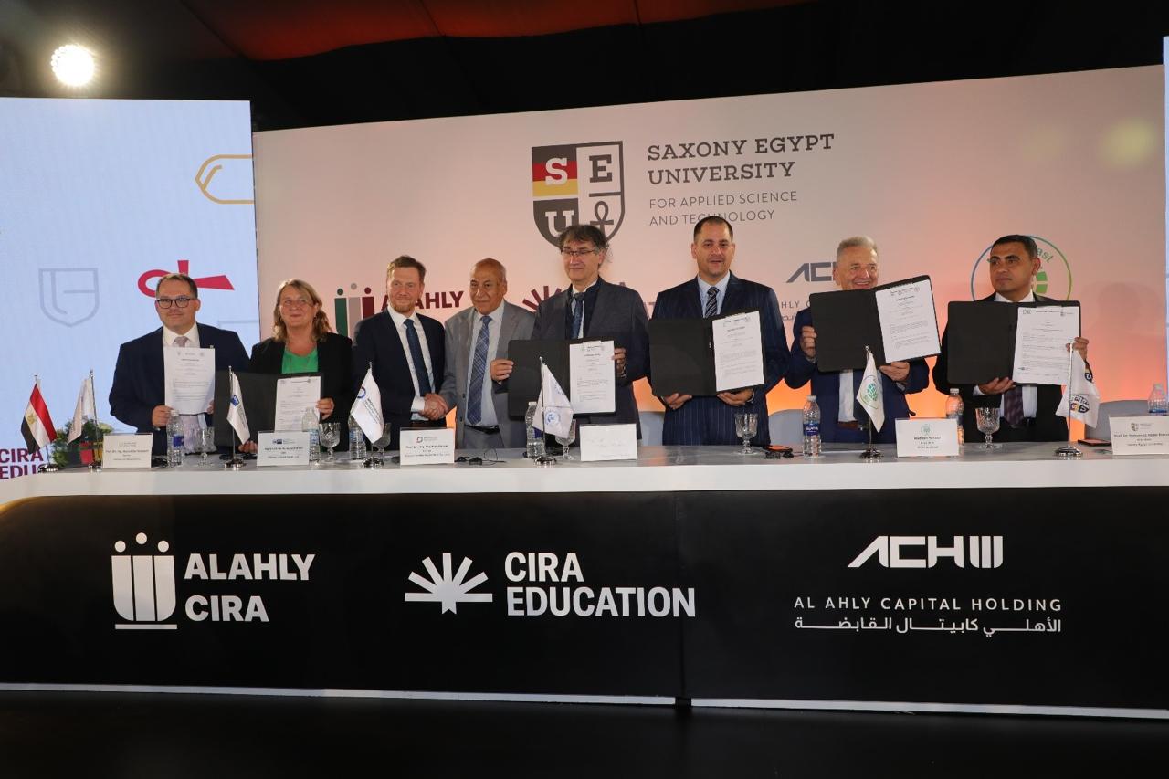 «سيرا للتعليم» تطلق «ساكسوني للعلوم التطبيقية» أول جامعة تكنولوجية متطورة في مصر «سيرا للتعليم» تطلق «ساكسوني للعلوم التطبيقية» أول جامعة تكنولوجية متطورة في مصر