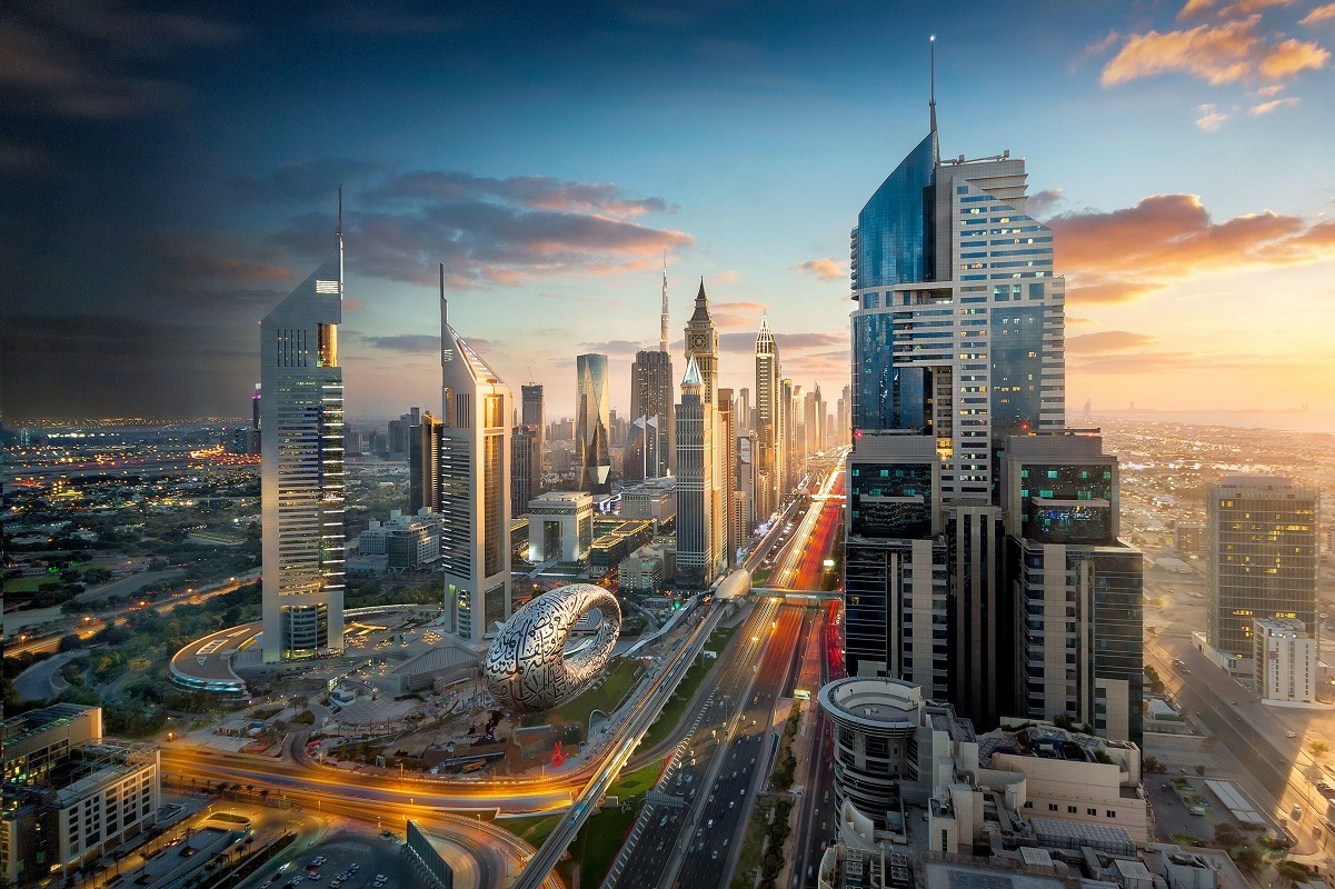 شركات الإمارات تفضل الكفاءة على زيادة التوظيف شركات الإمارات تفضل الكفاءة على زيادة التوظيف
