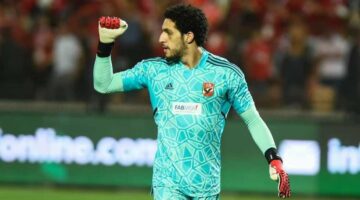شركة تسويق تواصلت مع محمد شوقي.. حقيقة عرض فالنسيا لضم مصطفى شوبير