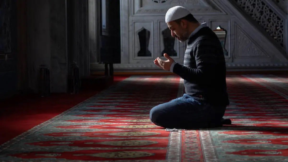 وقت صلاة الجمعة.. مواقيت الصلاة اليوم الجمعة 11-4-2025 وقت صلاة الجمعة.. مواقيت الصلاة اليوم الجمعة 11-4-2025
