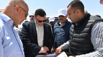 الإسكان: جارٍ توسعة ورفع كفاءة طريق الخدمة بين مارينا 1 و3