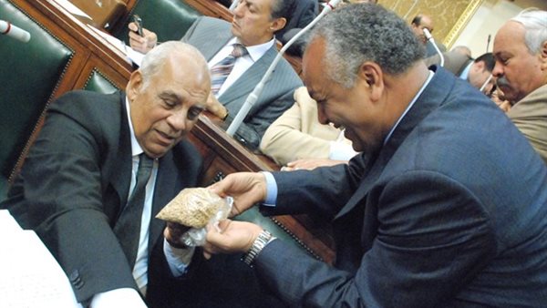 شهادات وذكريات يرويها مصطفى بكري لـ«الجمهور».. أسرار شحنة القمح الفاسد شهادات وذكريات يرويها مصطفى بكري لـ«الجمهور».. أسرار شحنة القمح الفاسد