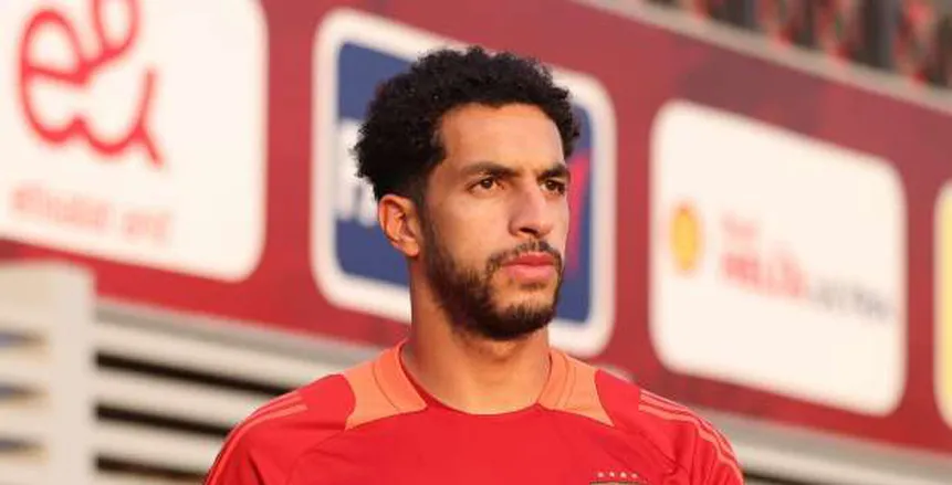 شوبير يكشف تفاصيل عرض فالنسيا لضم «نجله».. وموقف الأهلي شوبير يكشف تفاصيل عرض فالنسيا لضم «نجله».. وموقف الأهلي