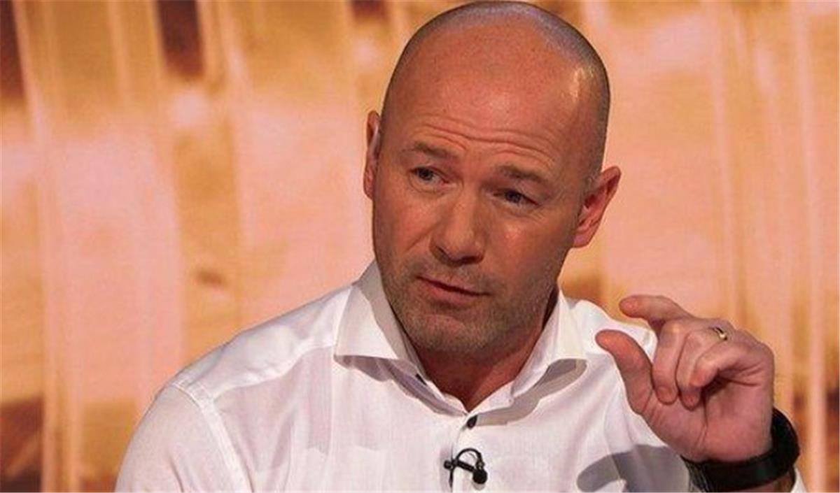 شيرر بعد تمديد عقد محمد صلاح: لديه الفرصة لتحطيم أرقامي القياسية شيرر بعد تمديد عقد محمد صلاح: لديه الفرصة لتحطيم أرقامي القياسية