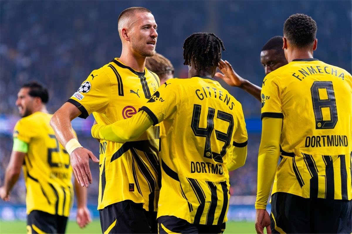 صراع بين ليفربول وبايرن ميونخ على ضم موهبة بوروسيا دورتموند صراع بين ليفربول وبايرن ميونخ على ضم موهبة بوروسيا دورتموند