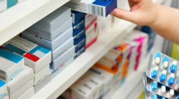 «صناعة الأدوية» تطلب من «الوزير» توفير تمويلات ميسرة بقيمة مليار جنيه