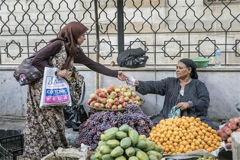 قفزة جديدة في الأسعار.. التضخم السنوي يسجل 13.1% في مارس والفواكه ترتفع بـ 23.6%