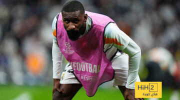 صور.. ريال مدريد يختتم عمليات الاحماء قبل لقاء أرسنال
