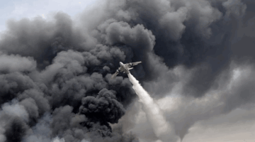 صور فضائية ترصد حجم الدمار الهائل في ميناء بندر عباس الإيراني