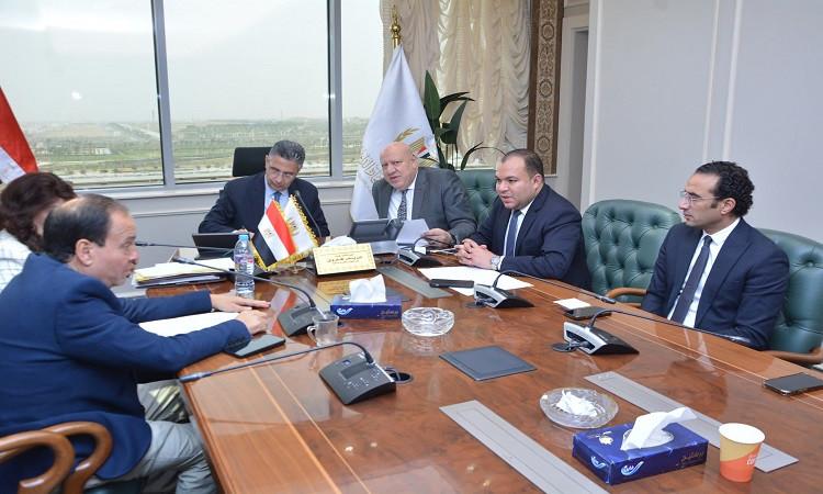 صور.. وزير التموين يلتقي عددا من أعضاء مجلسي النواب والشيوخ صور.. وزير التموين يلتقي عددا من أعضاء مجلسي النواب والشيوخ