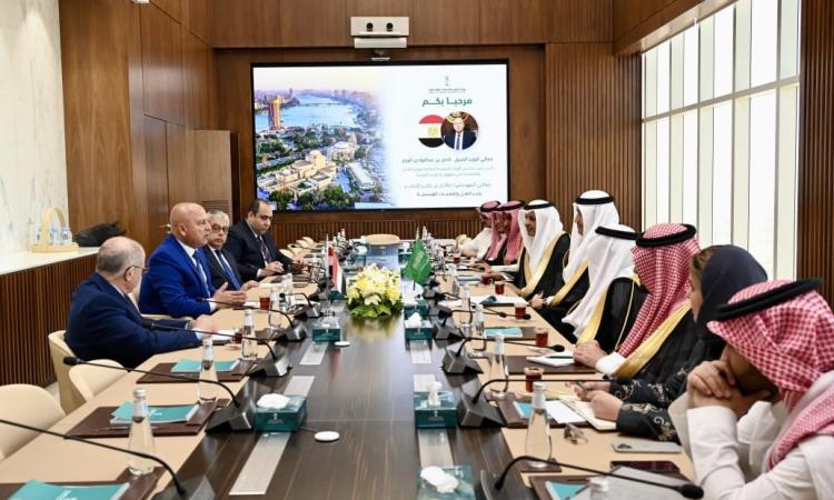 صور .. وزير النقل يبحث مع نظيره السعودي سبل تدعيم التعاون المشترك صور .. وزير النقل يبحث مع نظيره السعودي سبل تدعيم التعاون المشترك