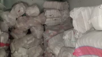 ضبط طن دواجن مجمدة مجهولة المصدر بكفر الشيخ