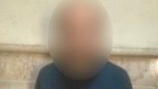 ضبط مدير مبيعات متهم بالنصب على مواطنين فى باب الشعرية ضبط مدير مبيعات متهم بالنصب على مواطنين فى باب الشعرية