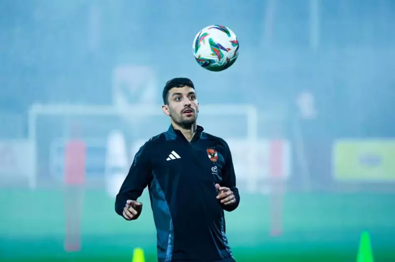 طاهر يعود للمشاركة مع الأهلي أمام الهلال بعد غياب 115 يوما طاهر يعود للمشاركة مع الأهلي أمام الهلال بعد غياب 115 يوما