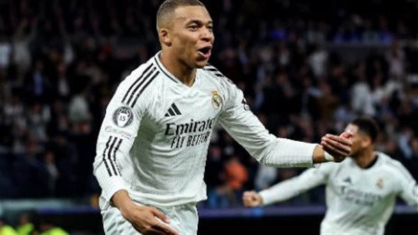 طرد مبابي.. ريال مدريد يتقدم على ألافيس في الشوط الأول طرد مبابي.. ريال مدريد يتقدم على ألافيس في الشوط الأول