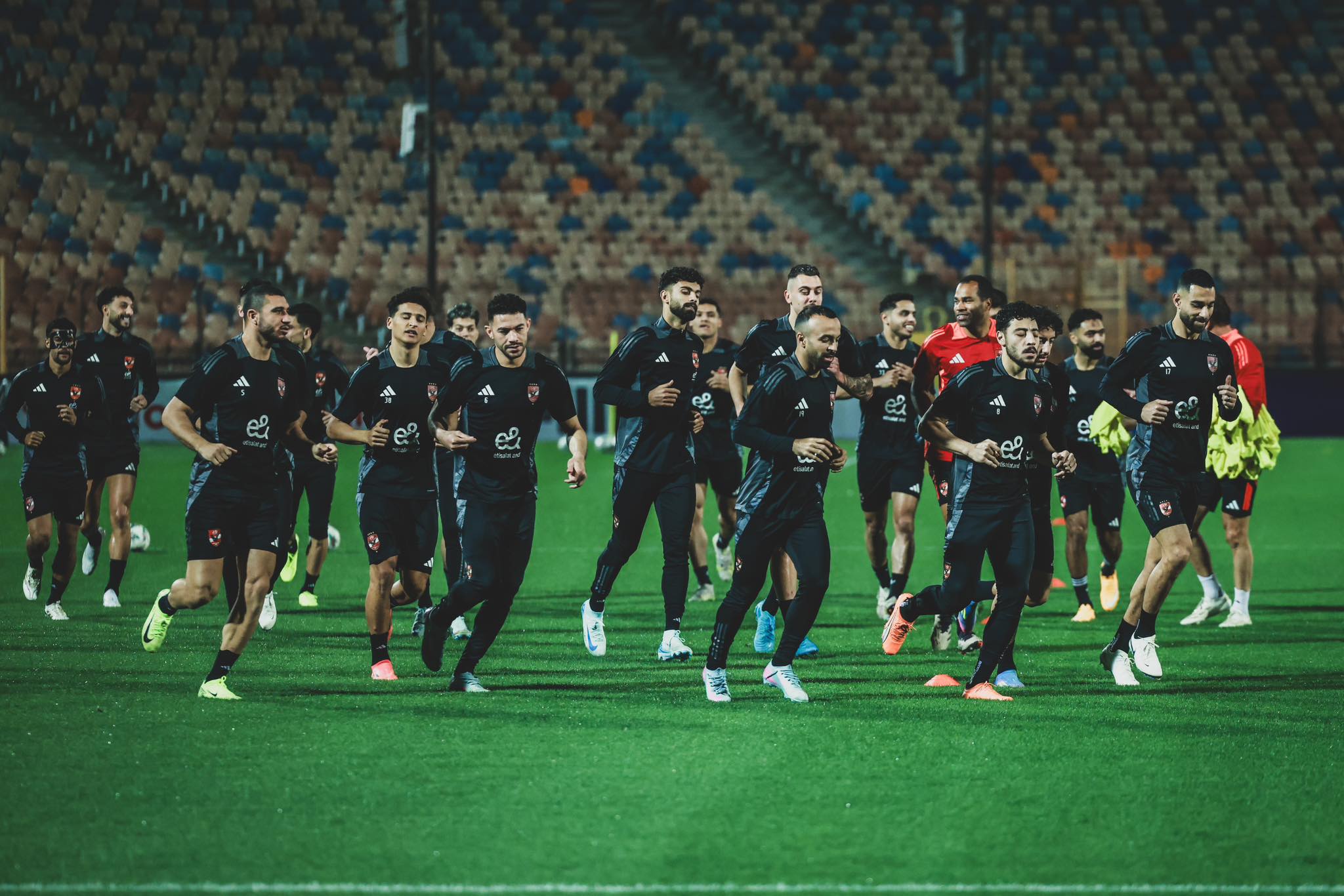 ظهور معلول والساعي.. تشكيل الأهلي المتوقع لمواجهة فاركو بكأس عاصمة مصر ظهور معلول والساعي.. تشكيل الأهلي المتوقع لمواجهة فاركو بكأس عاصمة مصر