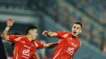 عاجل.. جراديشار يغادر مباراة الأهلي وصن داونز بسبب الإصابة.. ووسام أبو علي بديلا