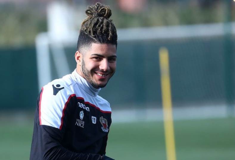 عاجل | لاعب الإفريقي التونسي معروض على الزمالك (خاص) عاجل | لاعب الإفريقي التونسي معروض على الزمالك (خاص)