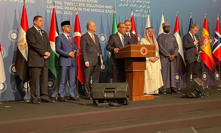 عبد العاطي يشدد على أولوية وقف إطلاق النار بغزة واستدامة اتفاق19 يناير 2025 عبد العاطي يشدد على أولوية وقف إطلاق النار بغزة واستدامة اتفاق19 يناير 2025