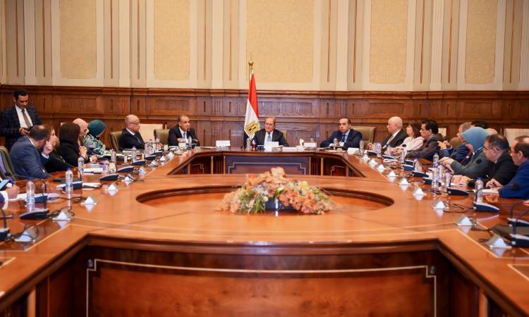 عبد العاطي يشيد بجهود البرلمان لتعزيز البنية التشريعية لحقوق الإنسان بمصر عبد العاطي يشيد بجهود البرلمان لتعزيز البنية التشريعية لحقوق الإنسان بمصر
