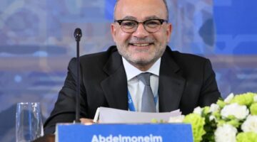 عبد المنعم الحسيني رئيساً للاتحاد الدولي للسلاح في انجاز تاريخي للرياضة المصرية