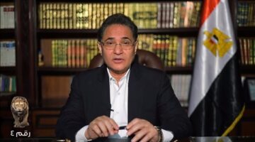 عبدالرحيم علي يعزى الزميل مصطفى حمزة فى وفاة عمته