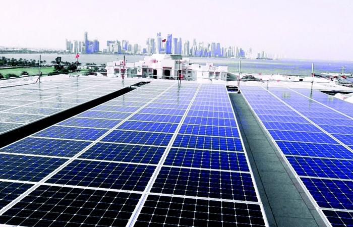 على خلفية بناء أكبر محطة شمسية في دخان.. خبراء لـ «العرب»: قطر تعزز توطين الطاقة النظيفة على خلفية بناء أكبر محطة شمسية في دخان.. خبراء لـ «العرب»: قطر تعزز توطين الطاقة النظيفة