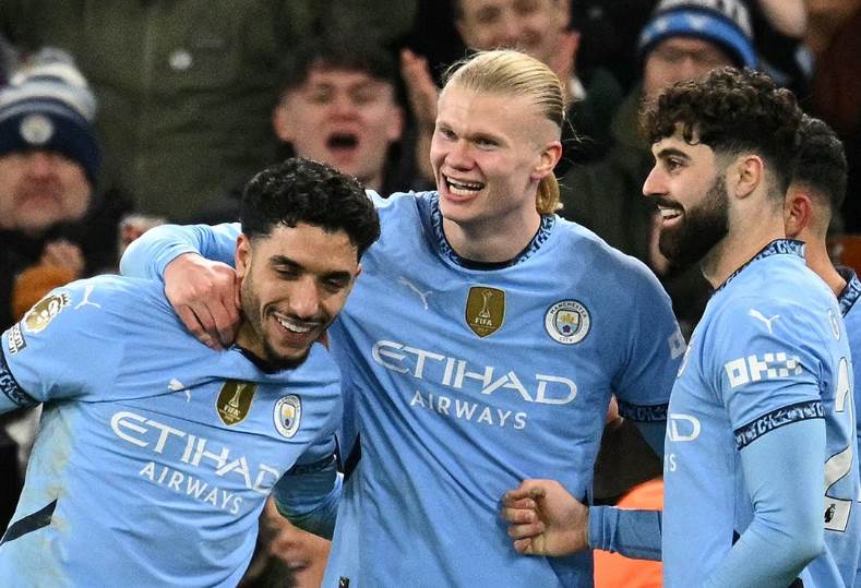 عمر مرموش يقود تشكيل مانشستر سيتي ضد إيفرتون