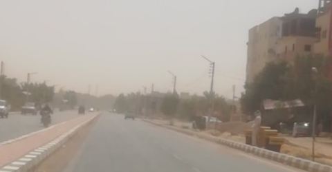 عواصف ترابية وانخفاض بسيط في درجات الحرارة بالوادي الجديد