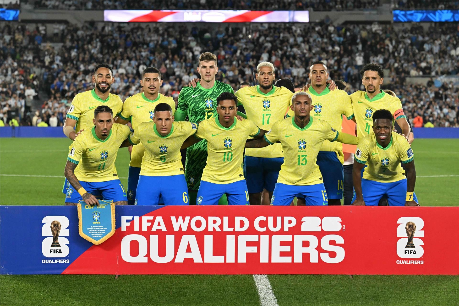 فأل حسن يبشر البرازيل قبل موقعة باراجواي فأل حسن يبشر البرازيل قبل موقعة باراجواي