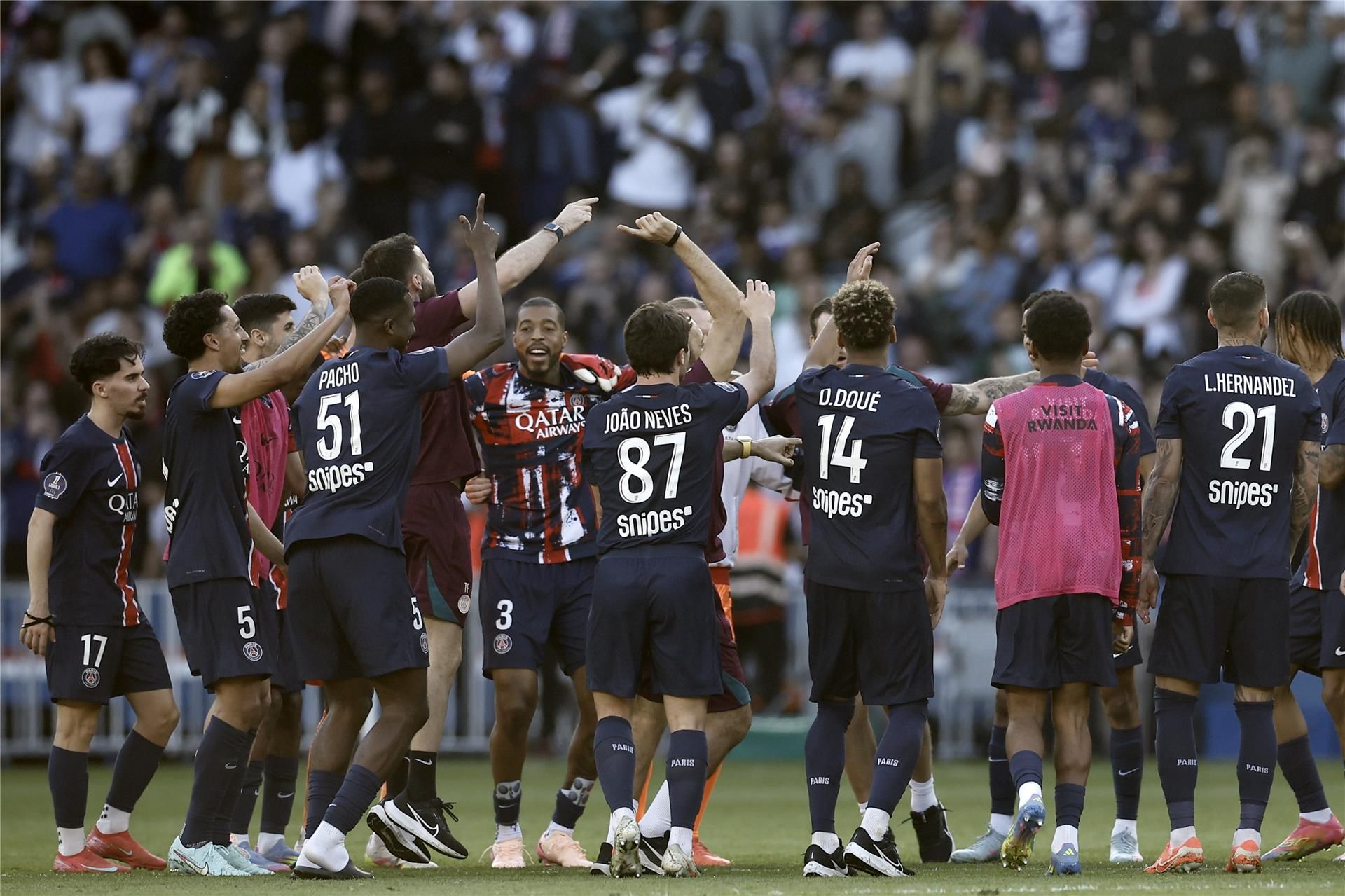 فرنسا تدعم حظوظ باريس بالتتويج بلقب دوري الأبطال فرنسا تدعم حظوظ باريس بالتتويج بلقب دوري الأبطال