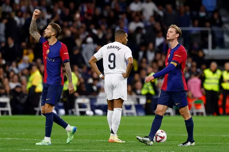 فليك: الإحصائيات لا تهمني.. والأهم هو الحاضر في دوري أبطال أوروبا فليك: الإحصائيات لا تهمني.. والأهم هو الحاضر في دوري أبطال أوروبا