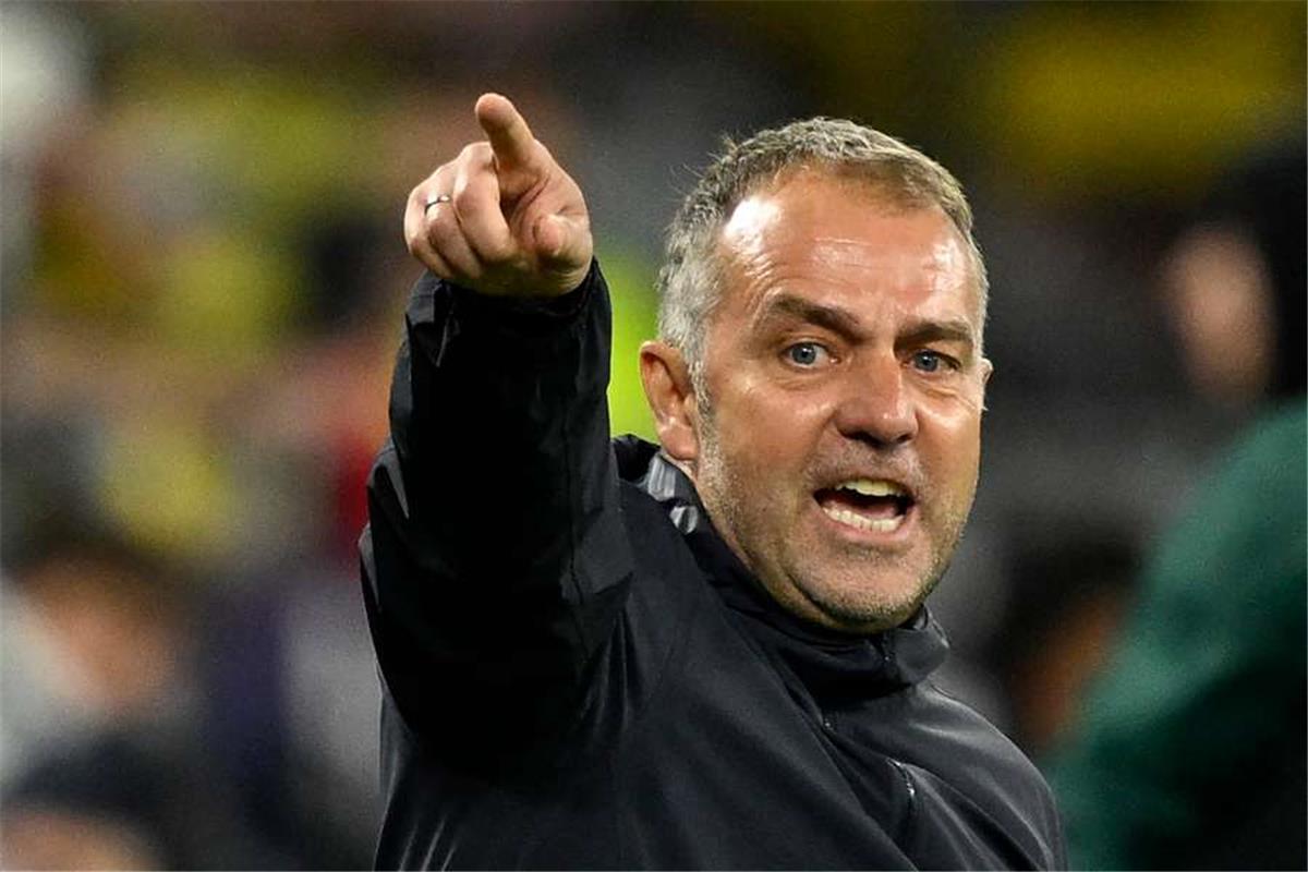 فليك يقلل من سوء أداء برشلونة أمام بوروسيا دورتموند.. ويصرّح: لا أفضل أحدًا في نصف النهائي فليك يقلل من سوء أداء برشلونة أمام بوروسيا دورتموند.. ويصرّح: لا أفضل أحدًا في نصف النهائي