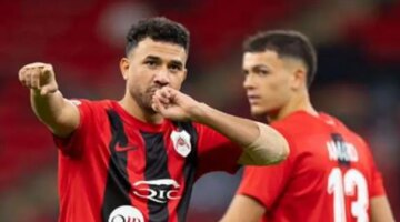 في آخر مبارياته قبل الانضمام للأهلي.. إصابة دموية لتريزيجيه بالدوري القطري