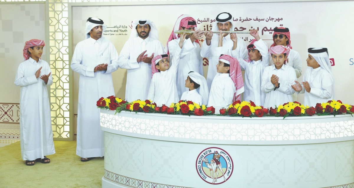 في أقوى معارك مهرجان سمو الأمير المفدى أمس.. "المسند" يحلق بشلفتي البكار مفتوح وعمانيات في أقوى معارك مهرجان سمو الأمير المفدى أمس.. "المسند" يحلق بشلفتي البكار مفتوح وعمانيات
