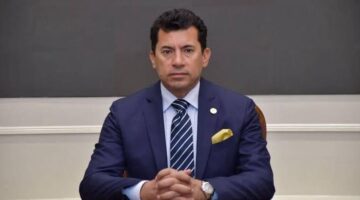 فيديو.. الوزير والسفارة وصن داونز