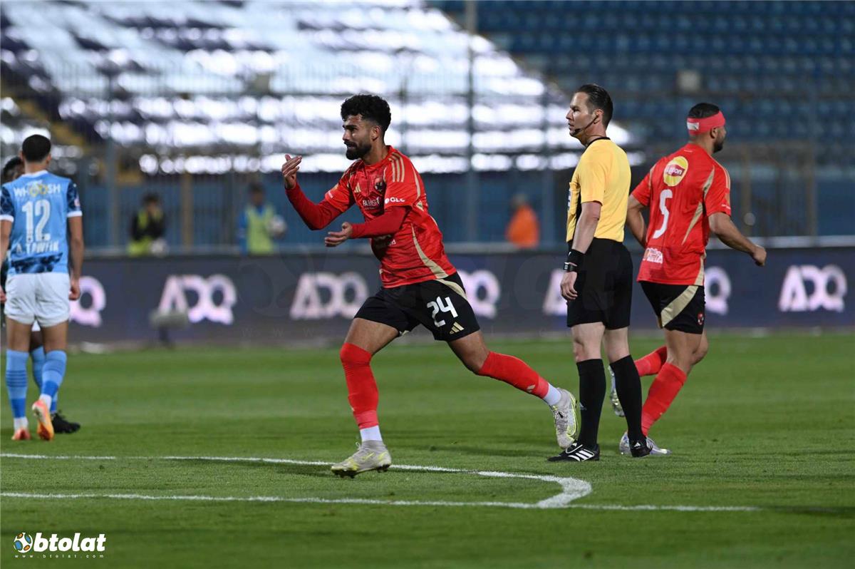 فيديو | في الوقت القاتل.. أحمد رضا يُسجل هدف تعادل الأهلي أمام بيراميدز فيديو | في الوقت القاتل.. أحمد رضا يُسجل هدف تعادل الأهلي أمام بيراميدز
