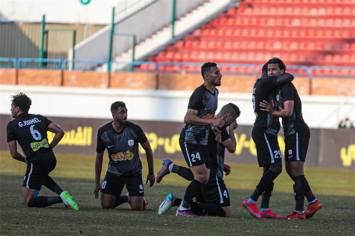 فيديو | في دقيقتين.. فاركو يُسجل هدفين أمام الأهلي في كأس الرابطة المصرية