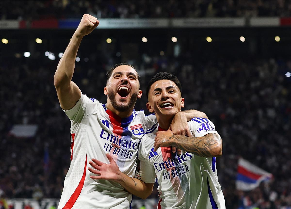 فيديو | ليون يخطف تعادلاً قاتلا مع مانشستر يونايتد في الدوري الأوروبي فيديو | ليون يخطف تعادلاً قاتلا مع مانشستر يونايتد في الدوري الأوروبي