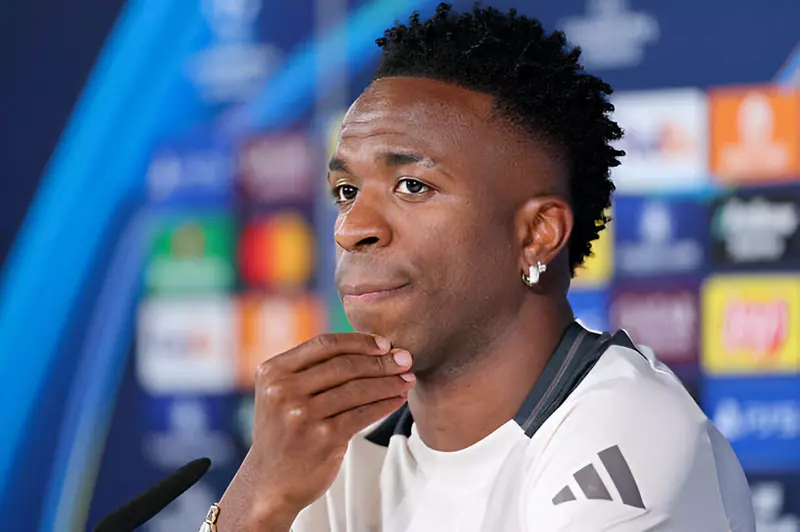 فينيسيوس لجماهير ريال مدريد: لقد كانت مباراة سيئة.. وسنقاتل في برنابيو فينيسيوس لجماهير ريال مدريد: لقد كانت مباراة سيئة.. وسنقاتل في برنابيو