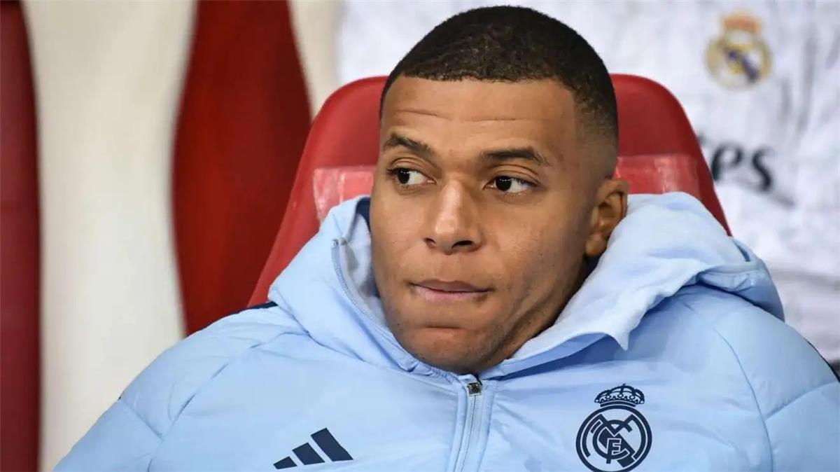 قائمة ريال مدريد أمام خيتافي في الدوري الإسباني.. موقف كيليان مبابي قائمة ريال مدريد أمام خيتافي في الدوري الإسباني.. موقف كيليان مبابي