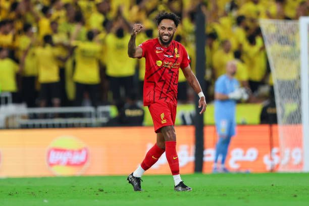 قاهر الكبار.. أوباميانج سلاح فتاك يهدد النصر قاهر الكبار.. أوباميانج سلاح فتاك يهدد النصر