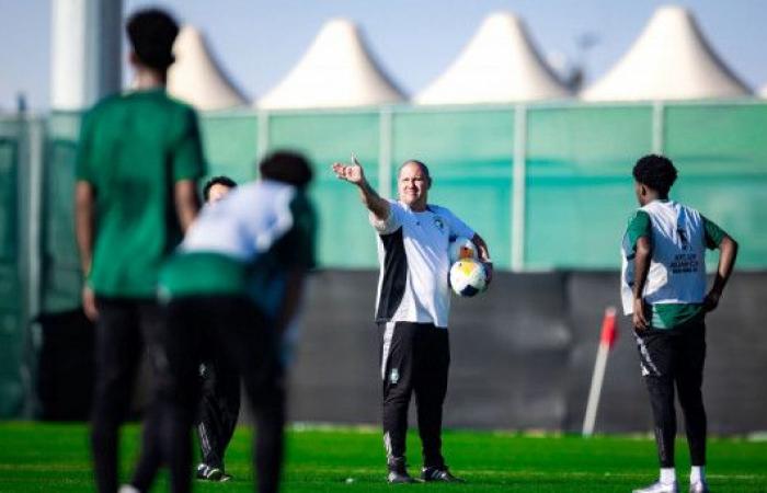 قبل اليابان.. جورجي يستعد بالثابتة وركلات الترجيح قبل اليابان.. جورجي يستعد بالثابتة وركلات الترجيح