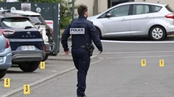 قتيل و3 مصابين في حادث طعن بـ فرنسا.. والشرطة تكشف هوية المنفذ