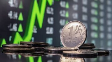 قفزة جديدة للروبل الروسي تدفعه للارتفاع 40% منذ بداية 2025